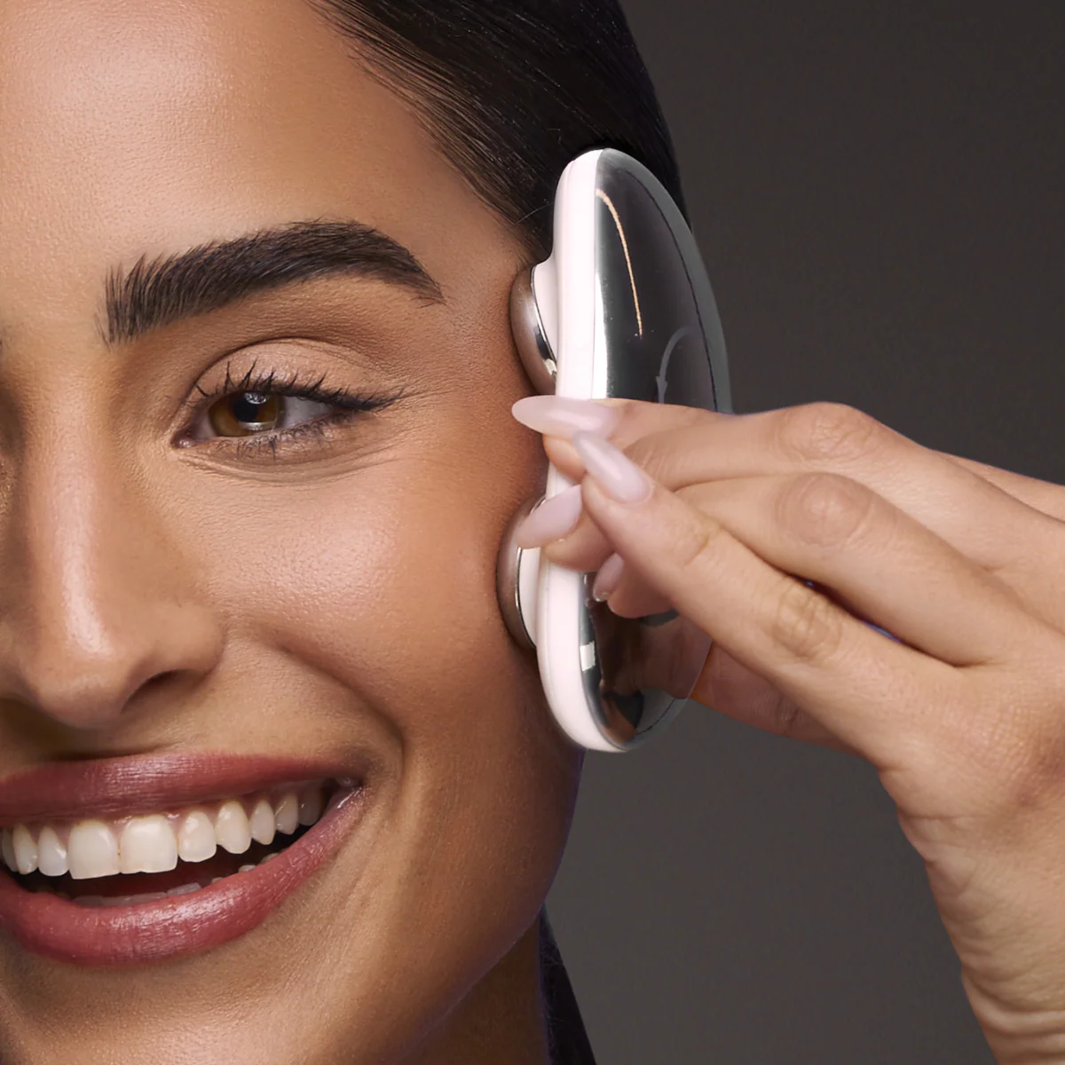 ZIIP HALO Facial Toning Device - Image 5